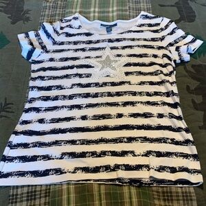 Karen Scott women’s size large patriotic T-shirt